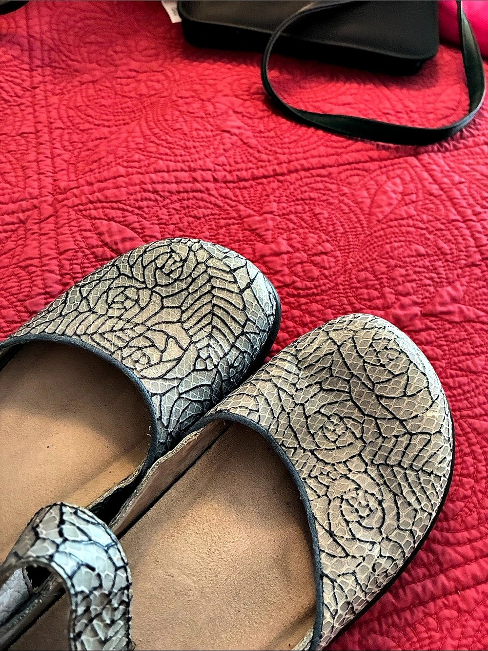 Alegria Paloma Black Embossed Rose Mary Jane Mules Gray & Black